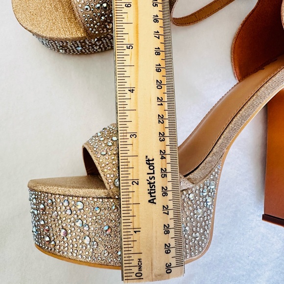 Sheln, rose gold glitter sneaker new size 9 - Picture 13 of 15